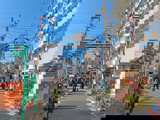 Entrée de la rue Yanaka Ginza