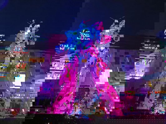 Gundam Unicorn en transformation