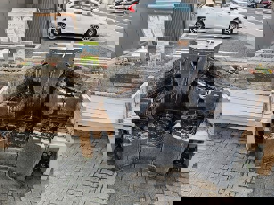 Fontaine près du château