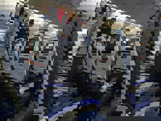 Intérieur d'un avion (ANA)