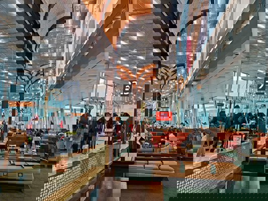 Espace d'attente du terminal 1 de CDG