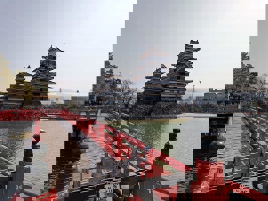 Pont Uzumi du château de Matsumoto