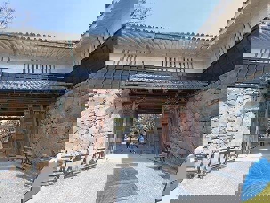 Porte noire de Matsumoto