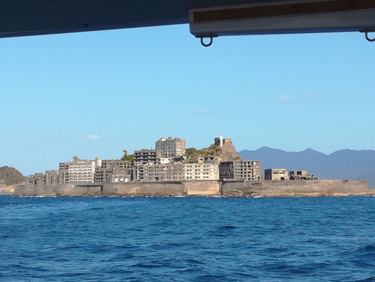 Gunkanjima : l'île bateau de guerre !