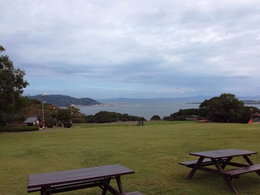 Espace pique-nique et jeux de balle