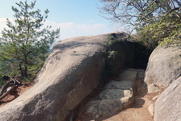 Rocher de la baleine / クジラ岩