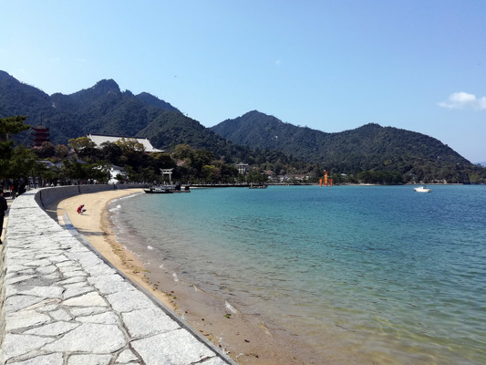 Vue du sanctuaire d'Itsukushima